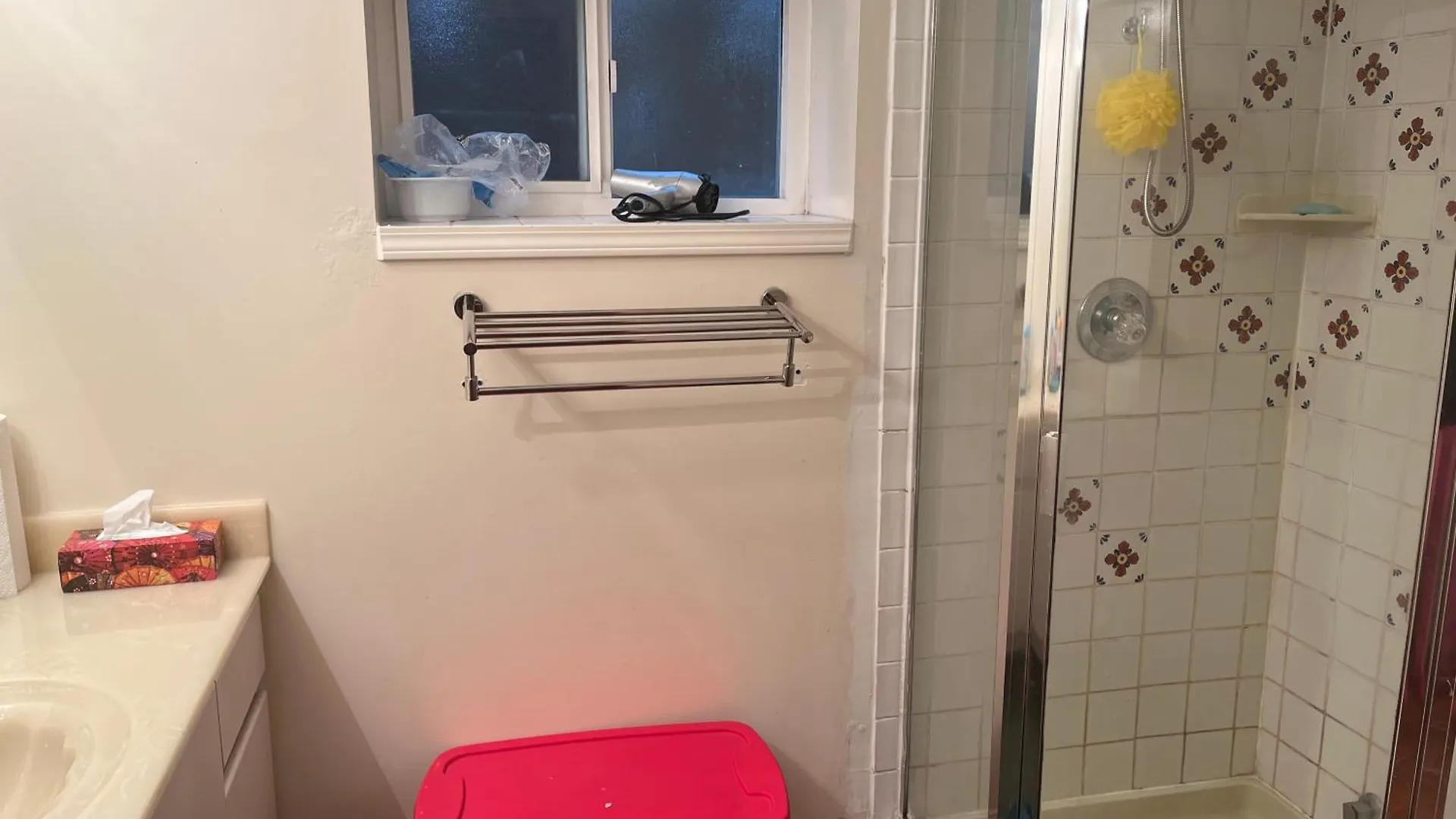 Near Downtown Yvr -2 Bedroom Private Suite Vancouver