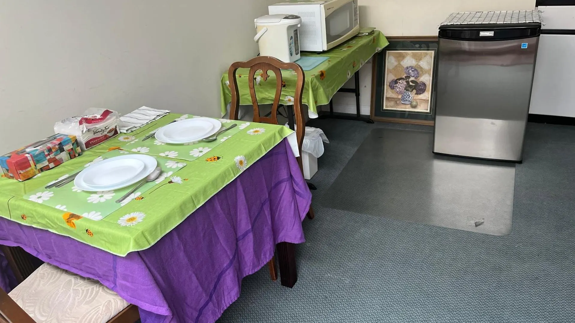 וונקובר Near Downtown Yvr -2 Bedroom Private Suite
